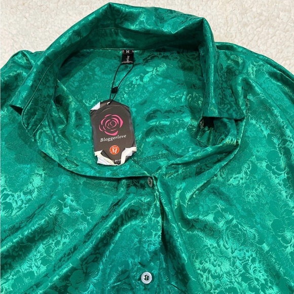Satin Emerald Shirt Dress with Belt - Picture 3 of 4